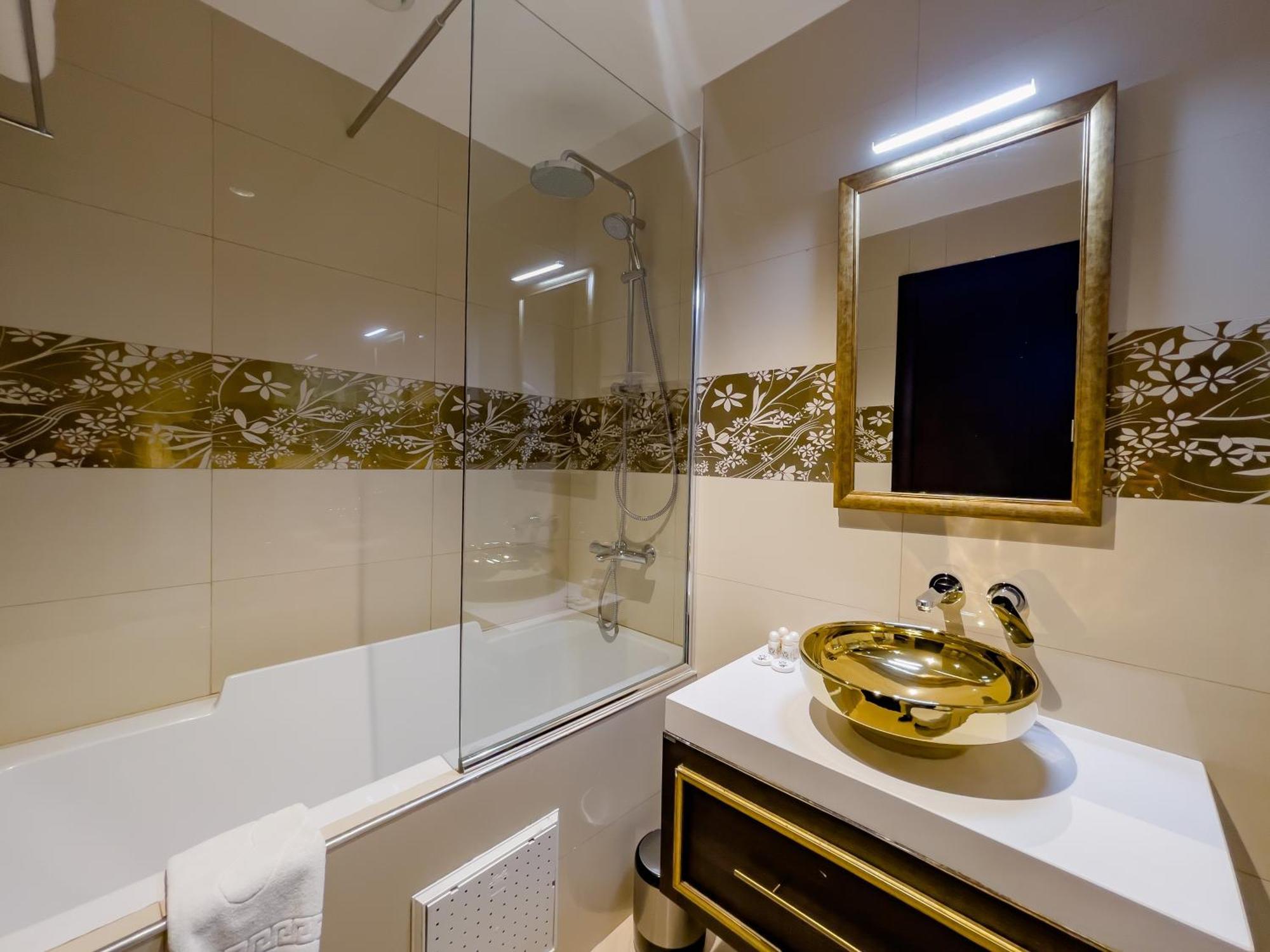 Hotel Best Night 2 Algiers Ngoại thất bức ảnh